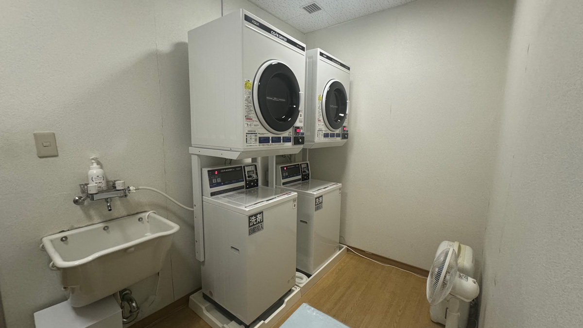 コインランドリー