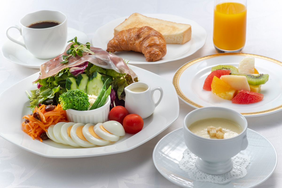 朝食